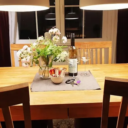 Semesterbostad Purpur Haus Fuer Dich Alleine! *