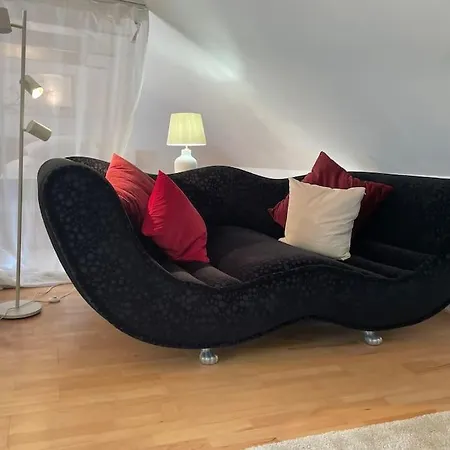 Purpur Haus Fuer Dich Alleine! * Solingen