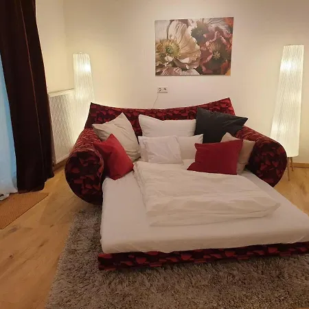 Semesterbostad Purpur Haus Fuer Dich Alleine! Solingen