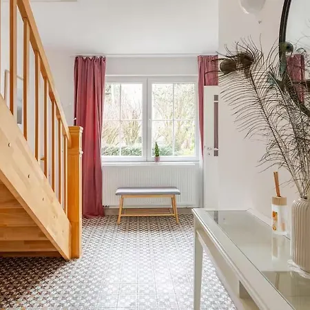 Purpur Haus Fuer Dich Alleine!