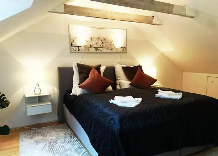 Purpur Haus Fuer Dich Alleine! Solingen