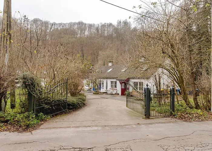 Purpur Haus Fuer Dich Alleine!