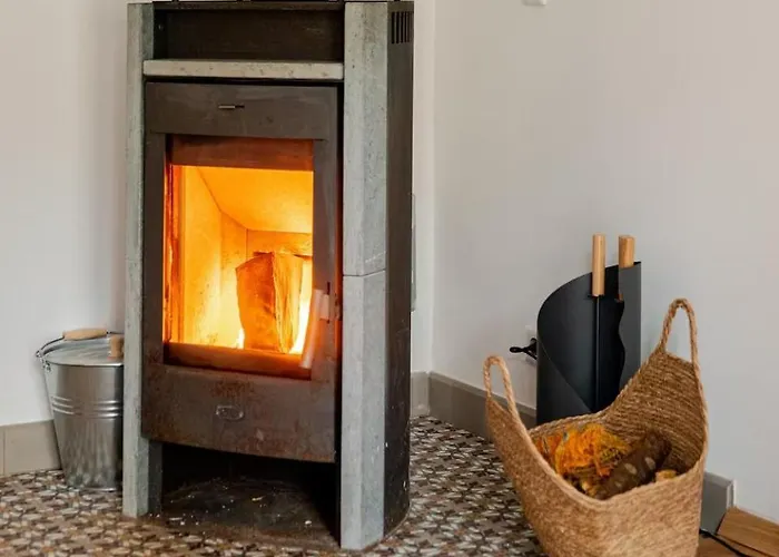 Purpur Haus Fuer Dich Alleine! Solingen